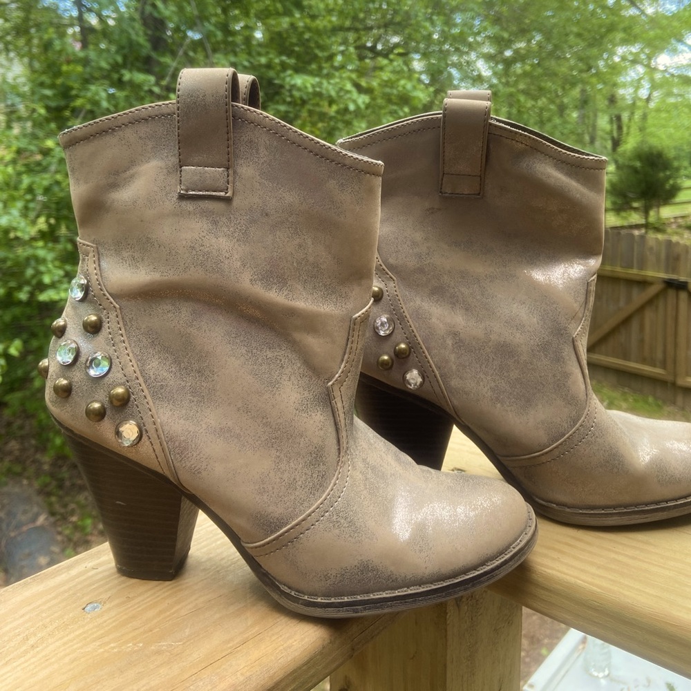 MIA rhinestone cowboy boots